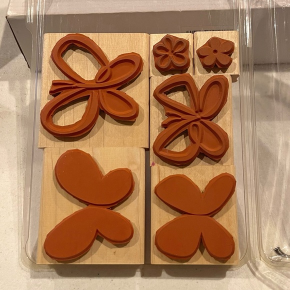 Stampin’ Up! Definitely Decorative Bold Butterfly  2004 - Picture 2 of 4